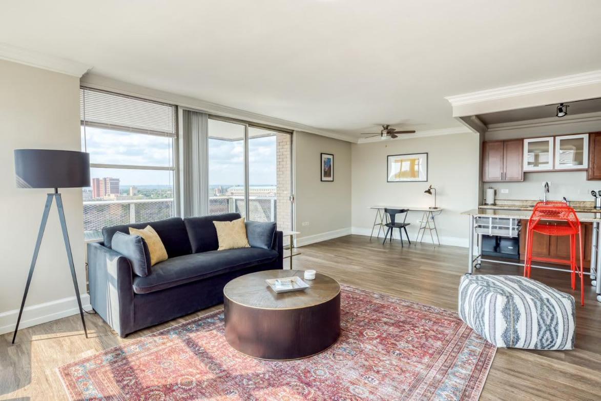 Cozysuites 800 Tower 1Br With Gym! 10 Louisville Luaran gambar